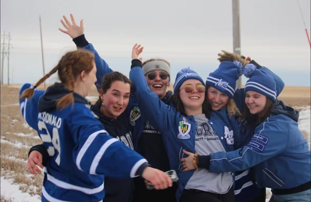 Group of Agros female members celebrating as a team during Bedpush Event